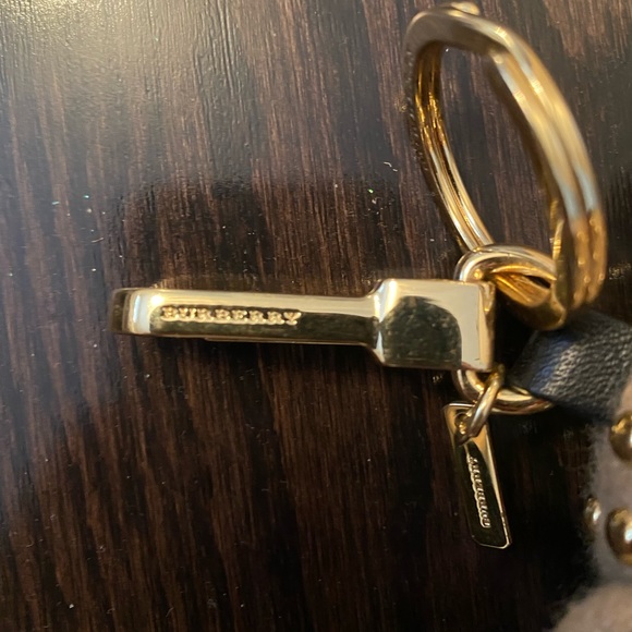 COPY - Burberry Studded Thomas bear Keychain - Picture 4 of 5